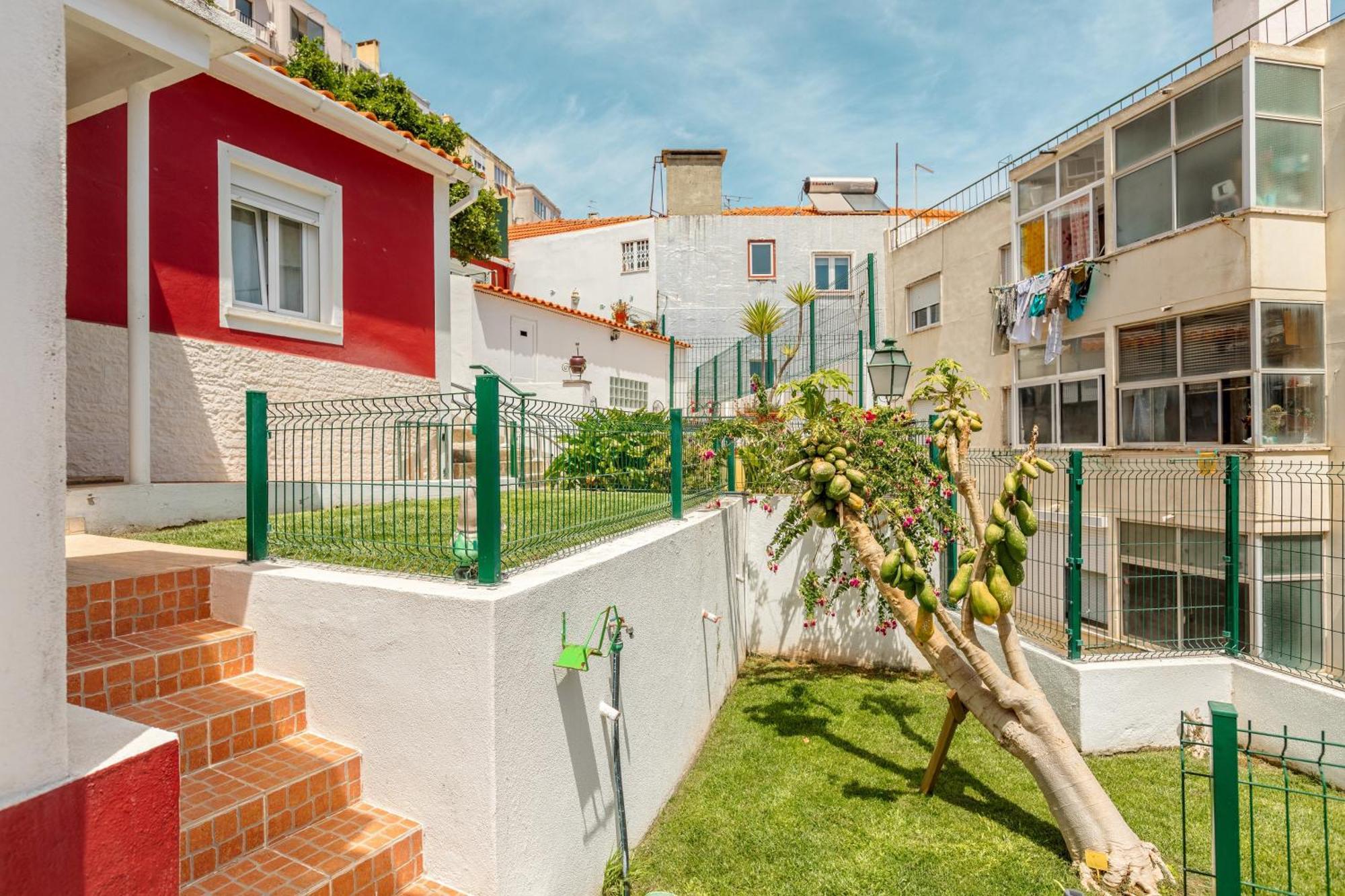 Algés Village Casa 4 by Lisbon-Coast vacation Esterno foto